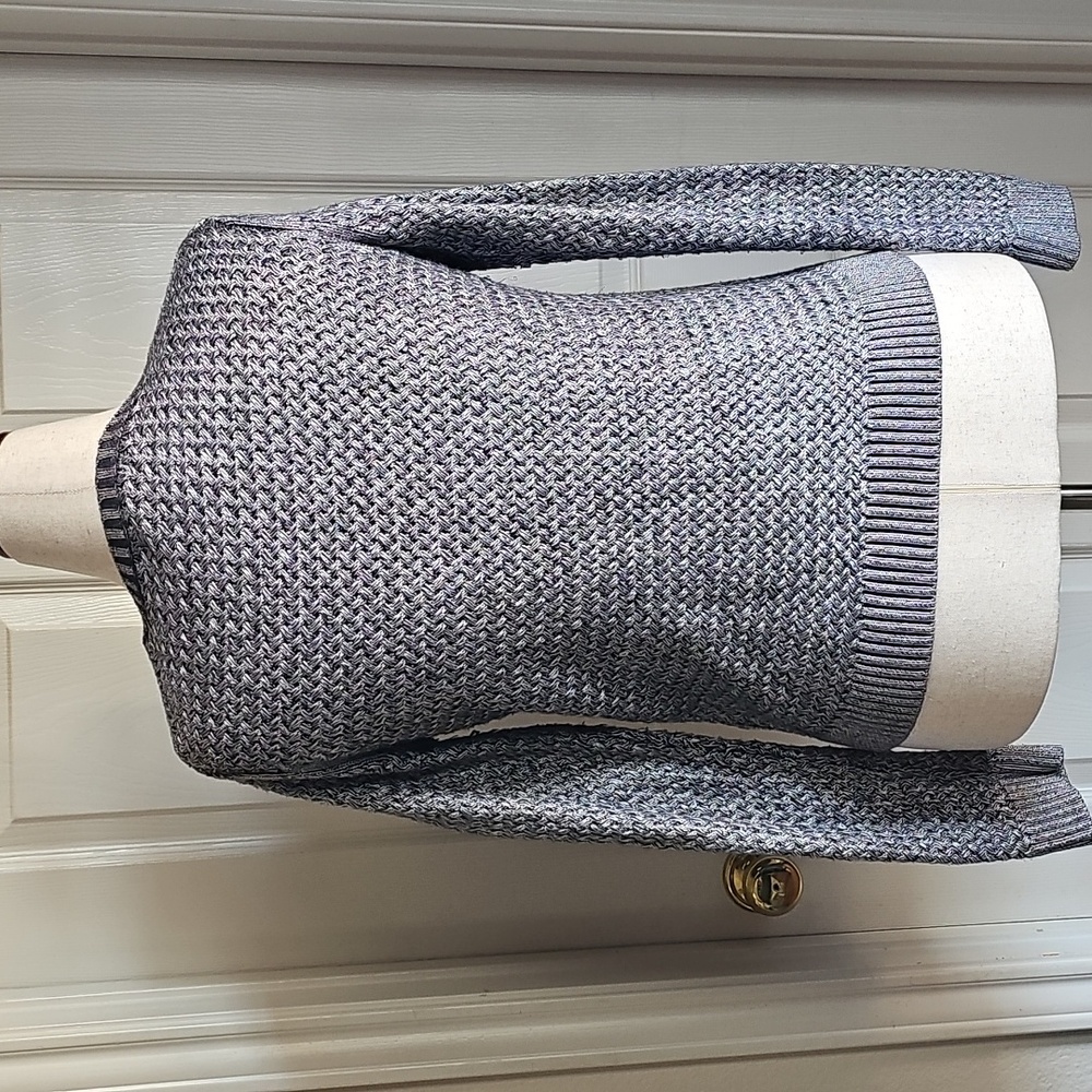 Banana Republic Sweater - Picture 3 of 4